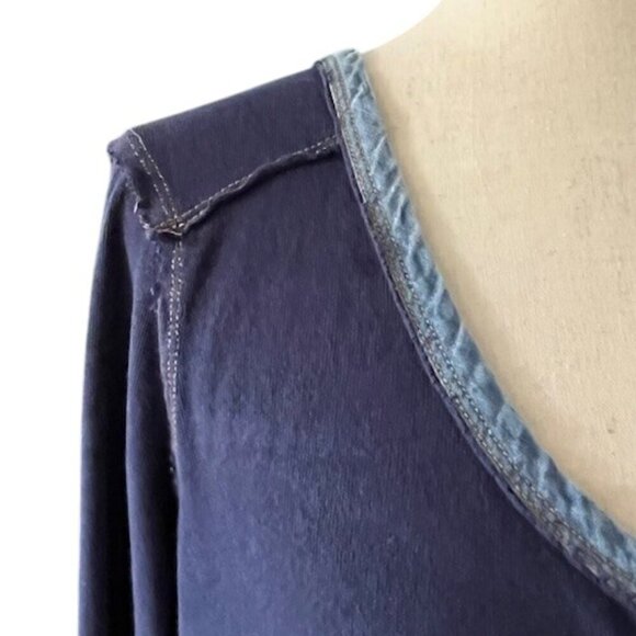 We The Free People Women Top Dallas Henley High Low Raw Hem Blue Stone Buttons S - Picture 9 of 14